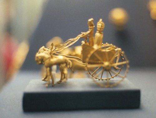 De strijdwagen – een oude militaire revolutie